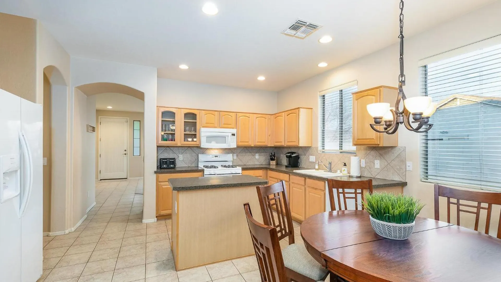 Golf Front Home, Central Location, Heated Pool! Phoenix Casa vacanze